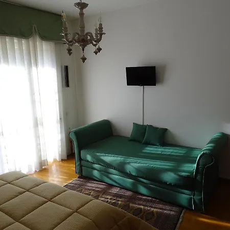 L'eccezione Panzió Lecce